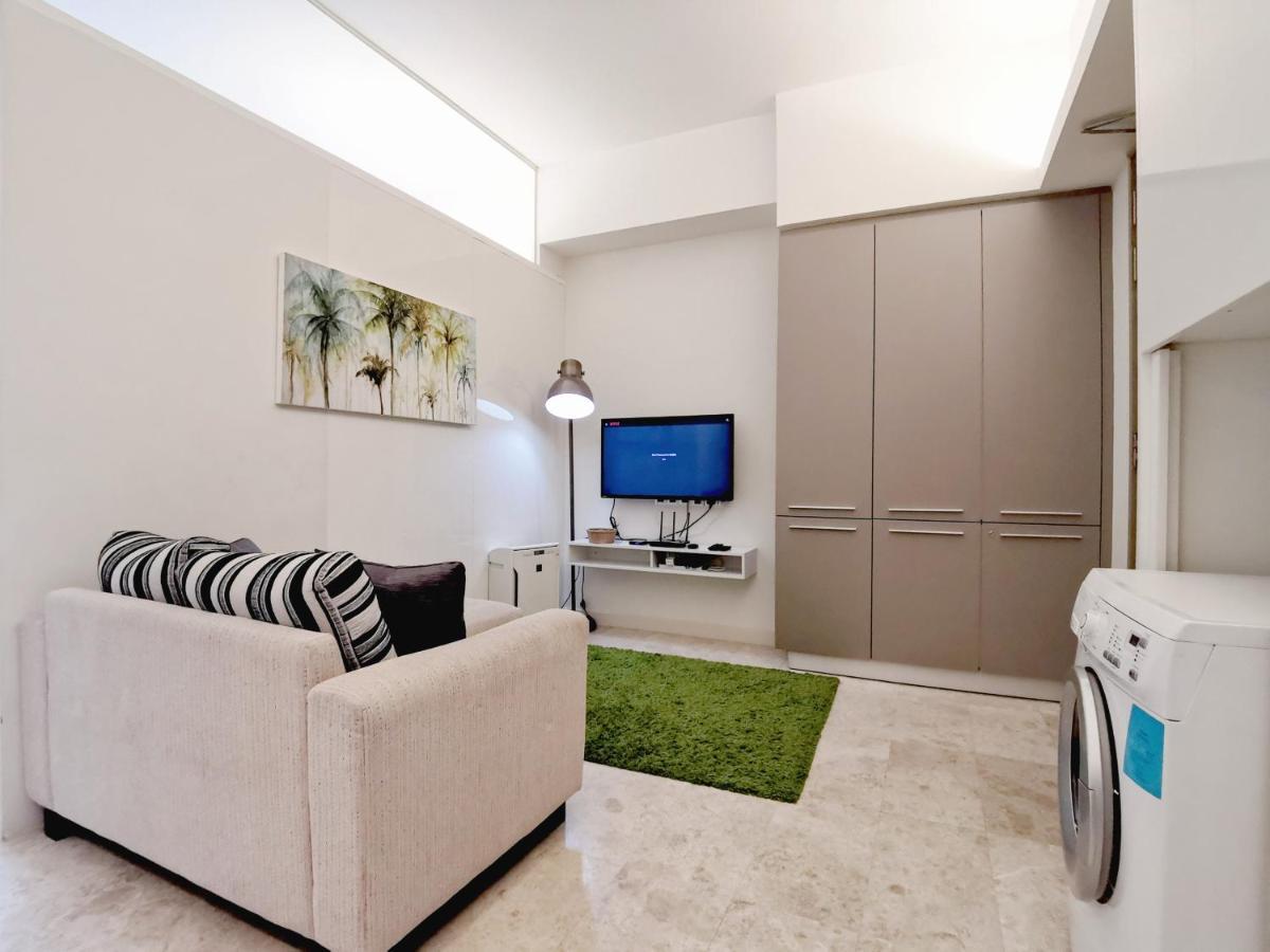 The Signature & Mont Kiara Apartment