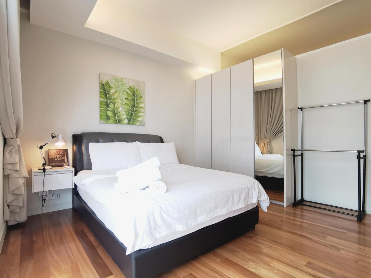 The Signature & Mont Kiara Pangsapuri *